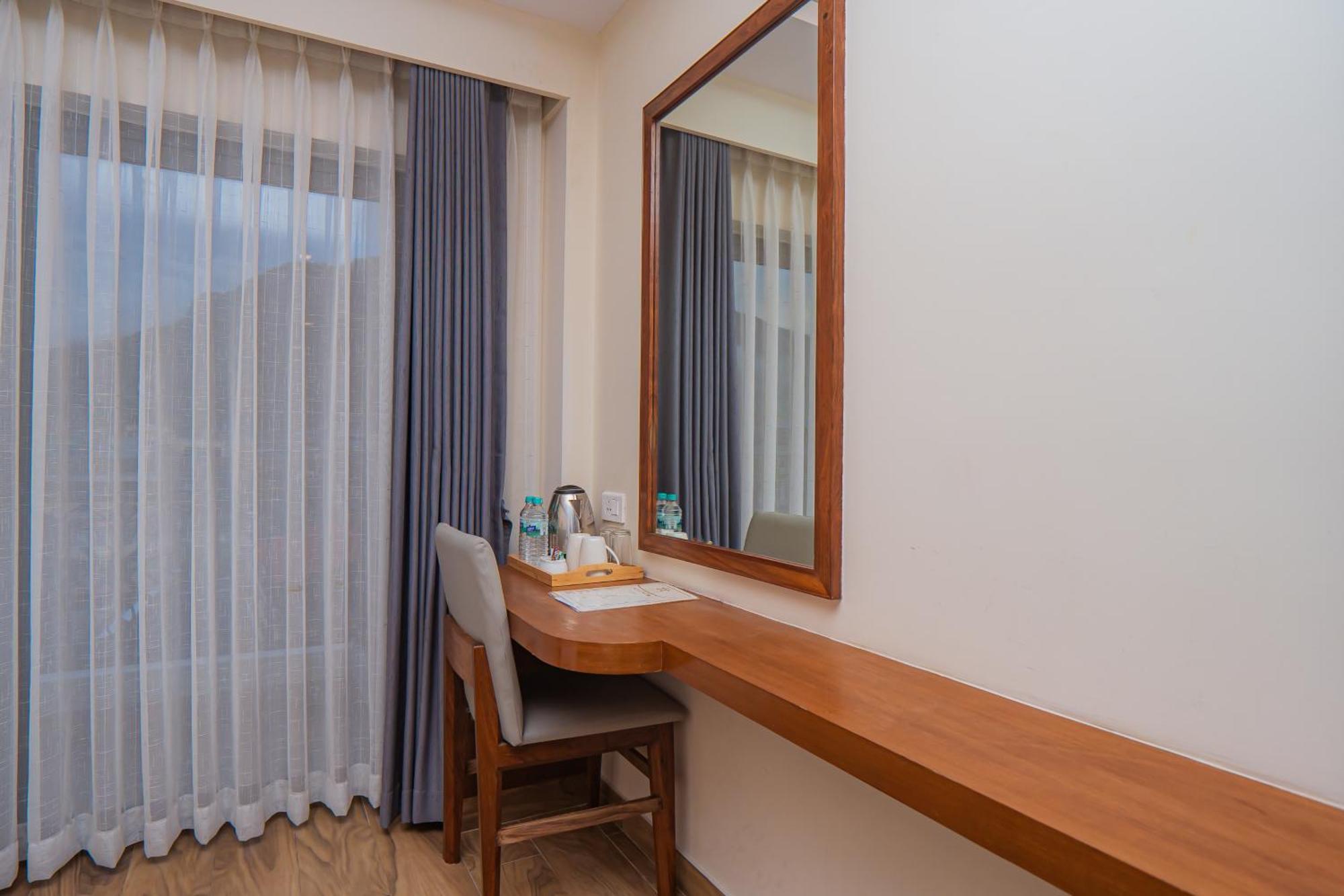 Hotel Fewa Trip Pokhara Eksteriør billede